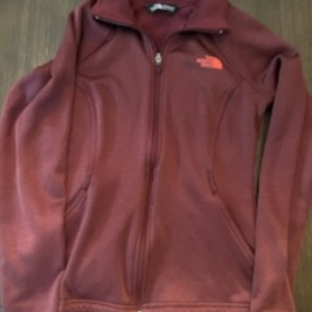 The North Face red small